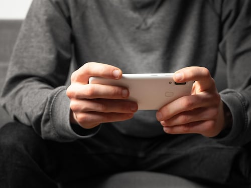 Truffe telefoniche, cos'è il "codice di famiglia" e come può aiutarci