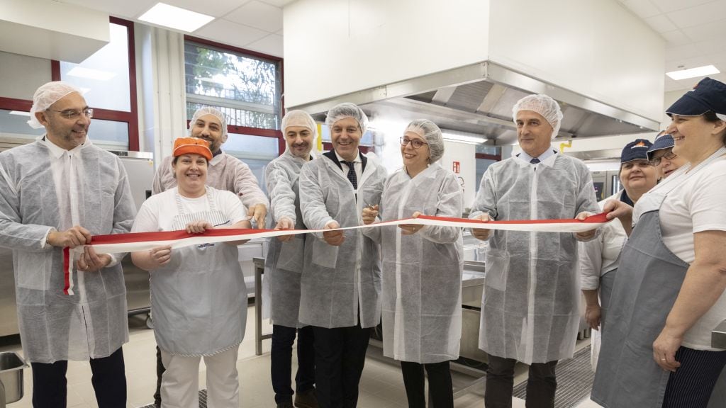 Riapre la cucina di via Giusti