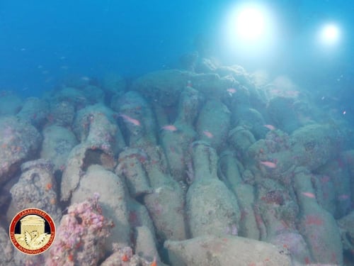 Archeologia, relitto romano al largo di Mazara del Vallo. Il ministro Giuli: “Una delle più importanti scoperte subacquee degli ultimi anni”