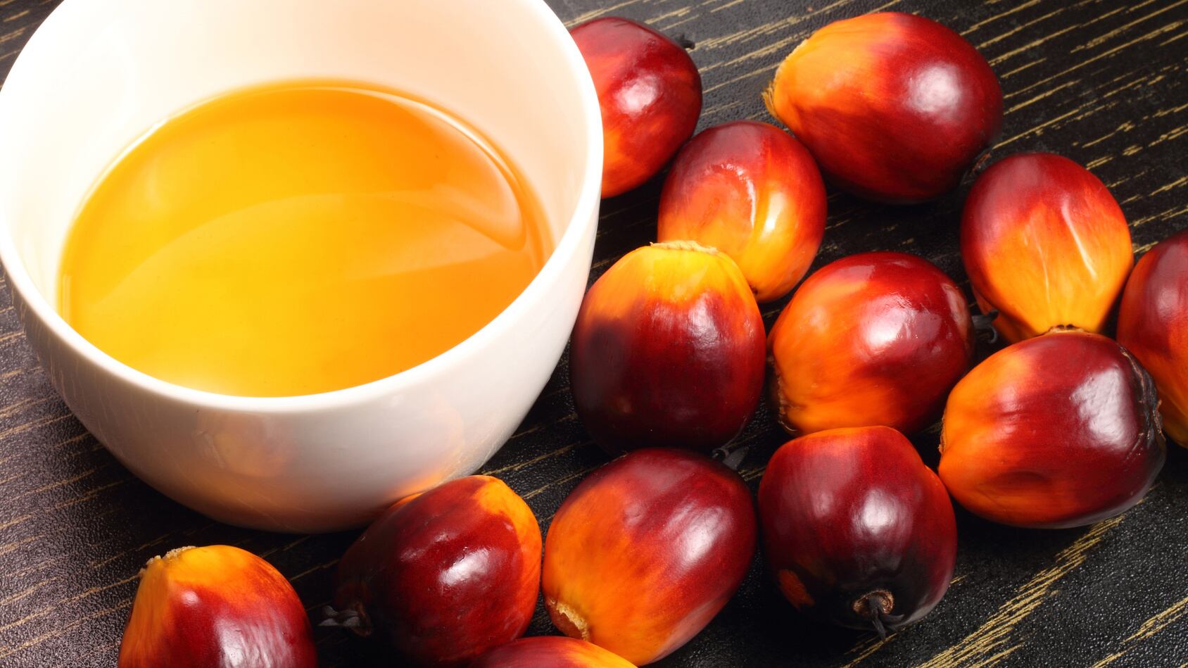 La Russia importa olio di palma per rimpiazzare il latte europeo