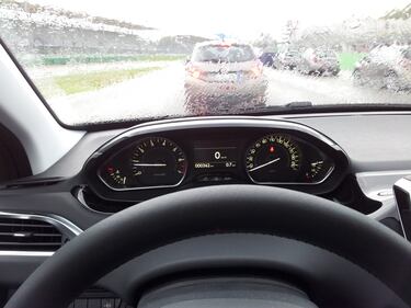 Peugeot 208 1.2 VTi 11