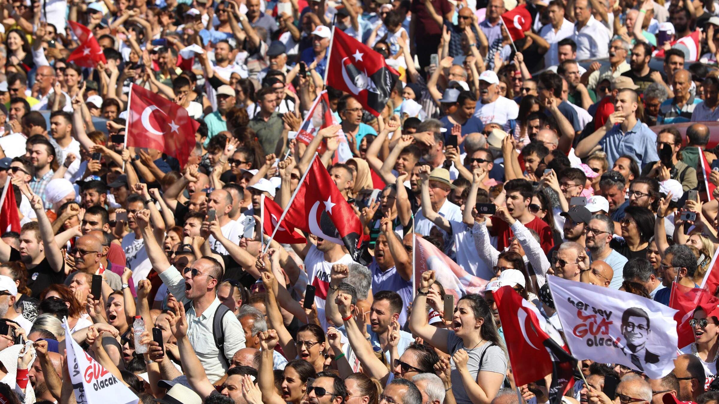 In Turchia i missili russi Trump: via i nostri F35