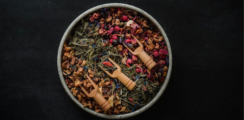 Erbe e fiori per infusi e tisane