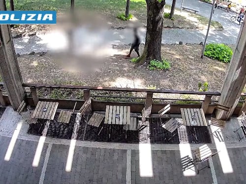 Coltellate e colpi di pietra: la maxi rissa tra stranieri alla stazione di Monza scatena il panico tra i passeggeri