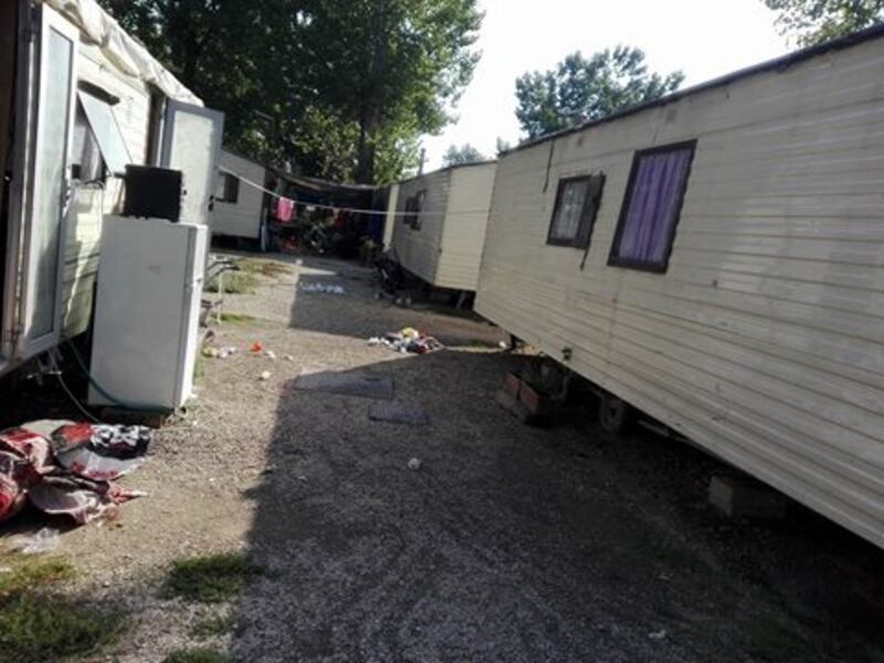 Camping River, il primo campo rom chiuso dalla Raggi 3