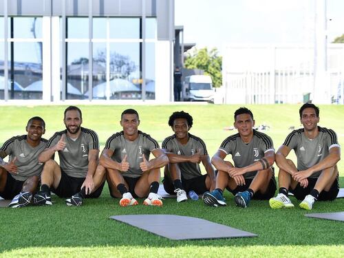 Cristiano Ronaldo posta la prima foto da juventino