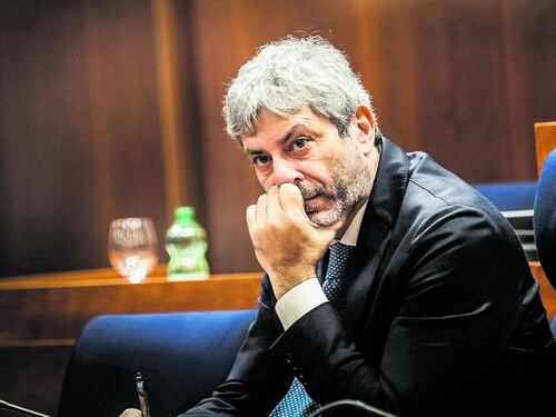 L'era Fico in Campania parte male