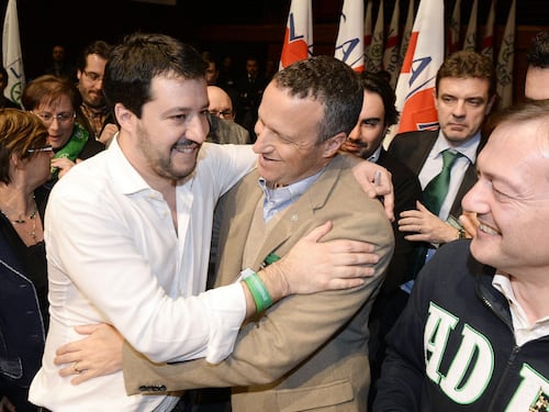 Lega, lo scontro tra Matteo Salvini e Flavio Tosi a Roma: 8 parlamentari pronti a lasciare il Carroccio