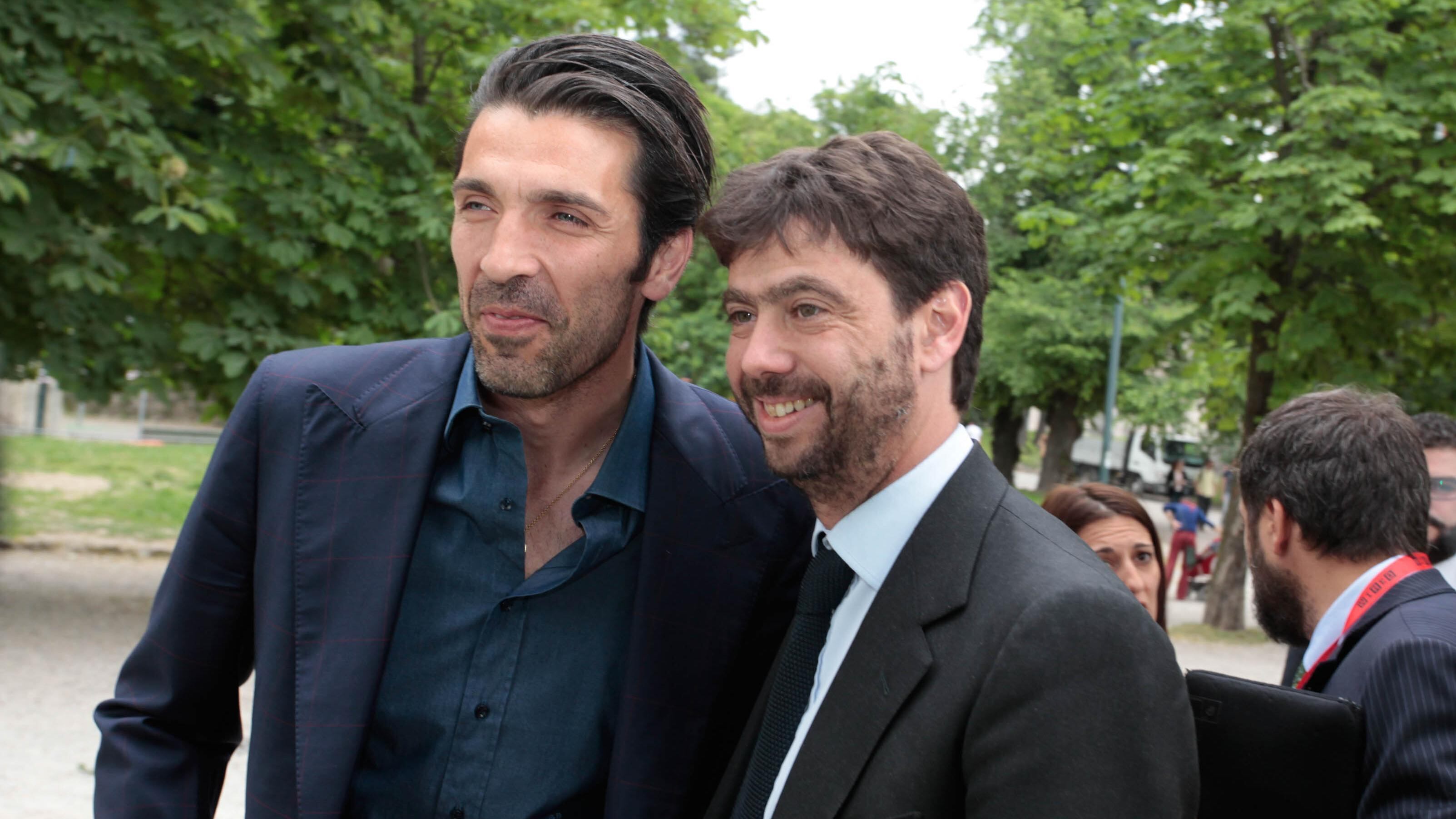 Buffon: «Conte deve rimanere» Agnelli: «Nessuno indispensabile»