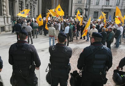 Milano, gli ambulanti contro Pisapia 7