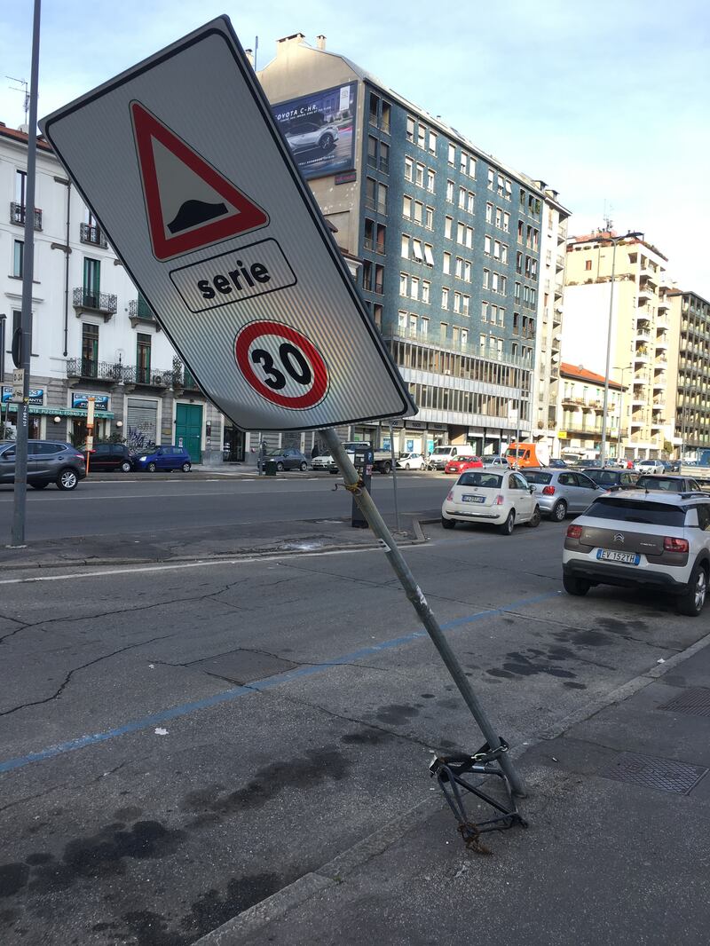 Tutti gli orrori e gli errori di Milano 5