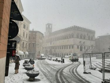 Imbiancate Terni, Perugia e Norcia: l'Umbria sotto la neve 12