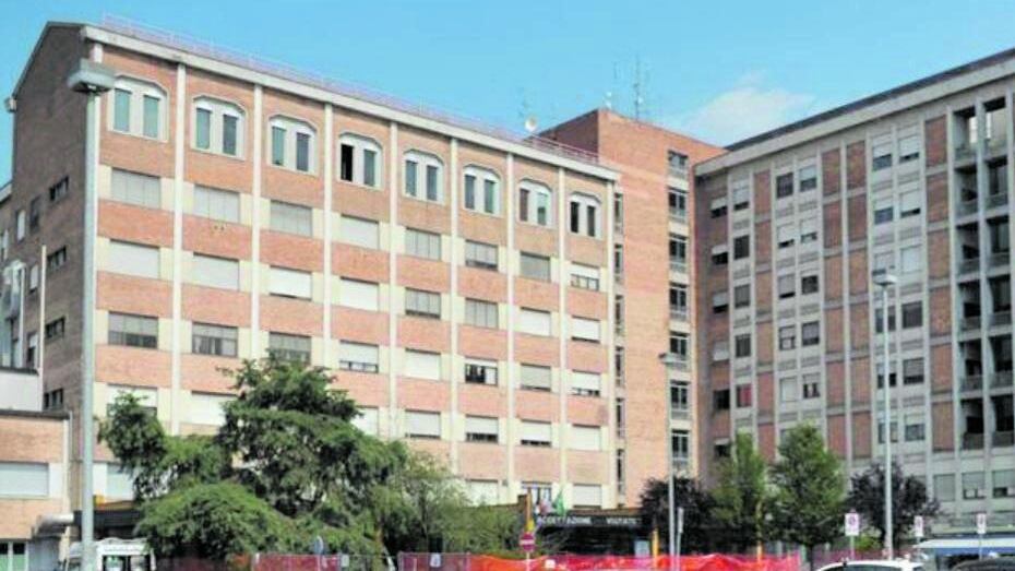 Abusi in ospedale. Si uccide 20enne