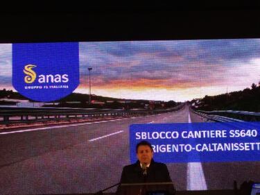 Conte e Toninelli a Caltanissetta  3