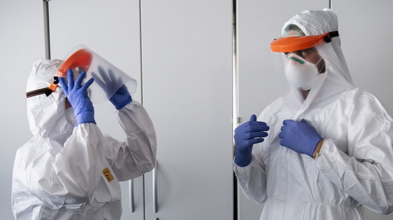 Test, mascherine, rischio globale, pandemia. Quanti errori dell'Oms: incerta e in ritardo