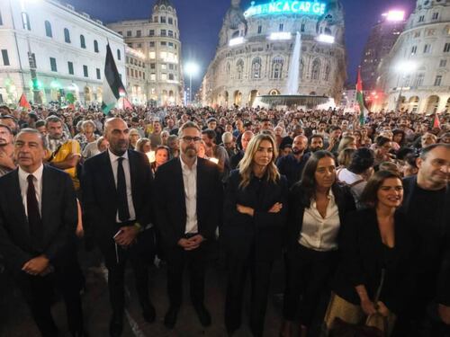 Lepore al comizio a spese del Comune