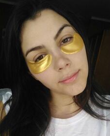 Valentina Nappi, scollatura maliziosa 12