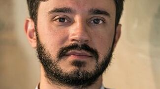 È la succursale del Golfo. E da Dry la mangi coi cocktail