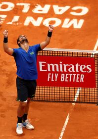 Fognini vince il torneo di Montecarlo: le immagini del trionfo 8