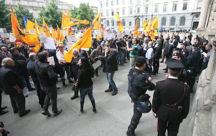 Milano, gli ambulanti contro Pisapia 10