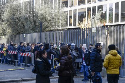 La camera ardente in Rai per Frizzi 11