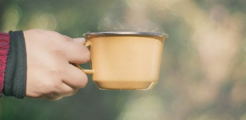 Tazza con acqua calda