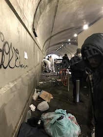 Sgomberato il tunnel in Centrale: degrado fuori controllo 2