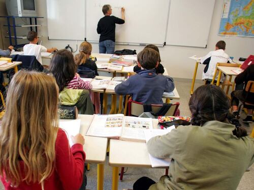 Niente Adeste Fideles a scuola: "È troppo cristiana"