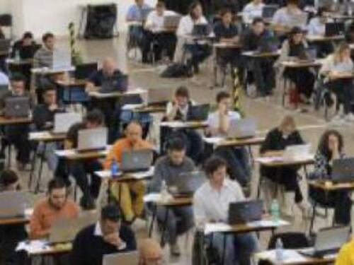 Se ci sono donne nelle commissioni dei concorsi, le candidate vengono penalizzate