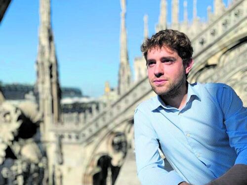 "Lega contro le armi e per l'autonomia. Dormo con la maglia di Umberto Bossi"