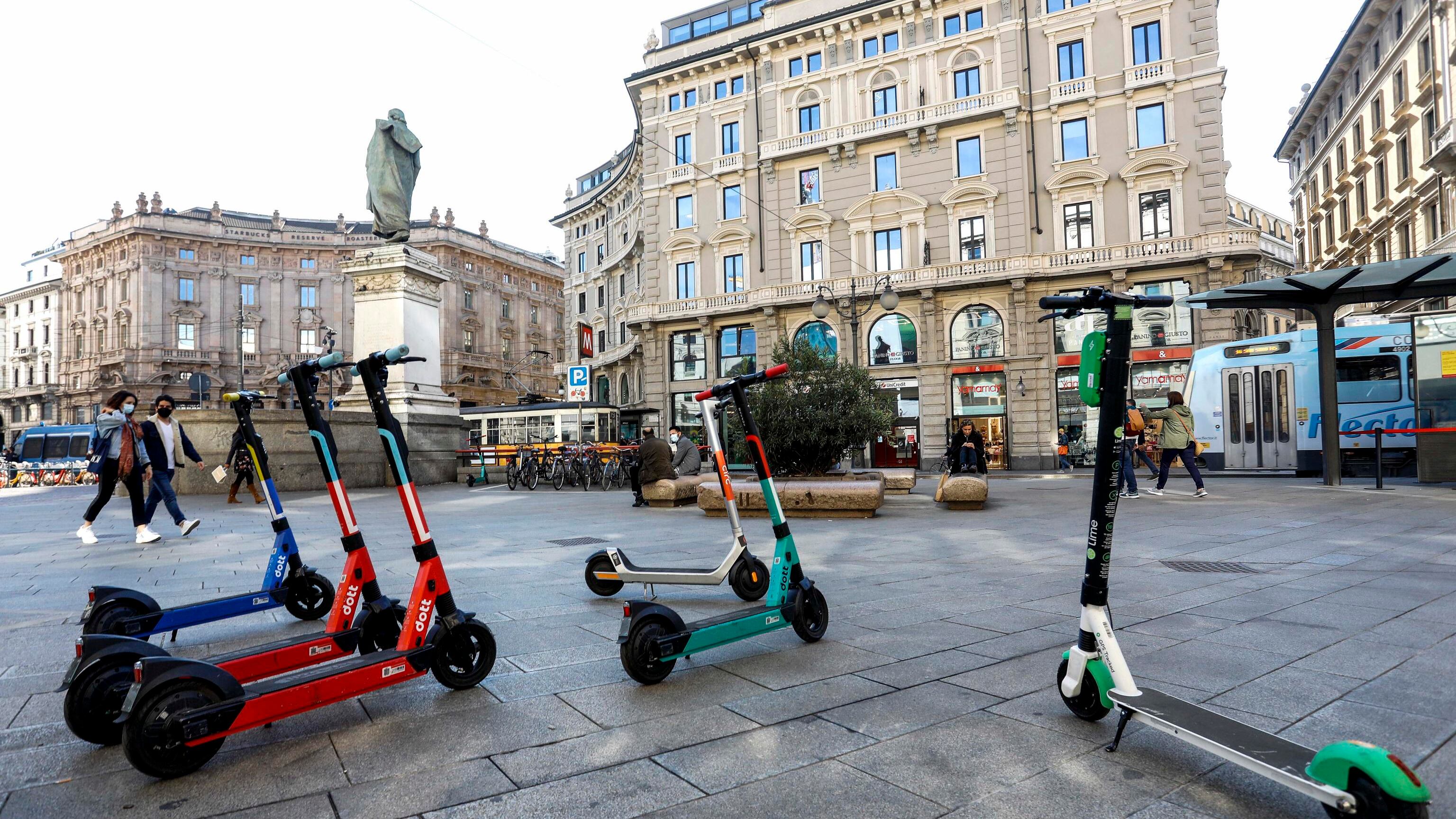 Monopattino e bici elettrica: quanto costa assicurarli e come orientarsi nella scelta