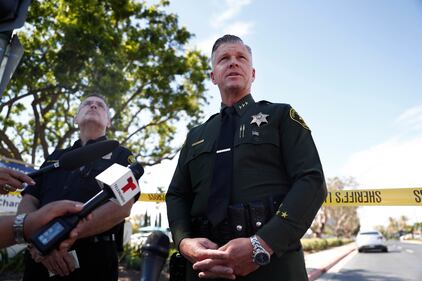 Sparatoria in una chiesa della California, arrestato un uomo di 60 anni 2