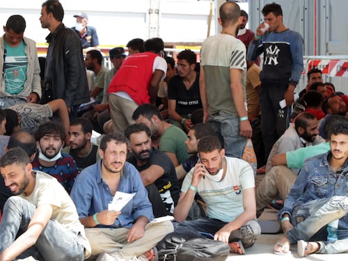 "Fermare l'emergenza migranti". L'Imam di Catania zittisce la sinistra