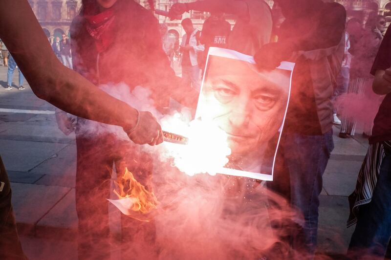 Corteo studentesco, a Milano la protesta contro Draghi e Meloni 5