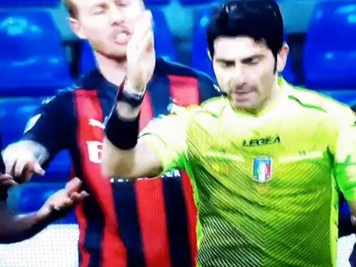 "Arbitra lui?". Bufera per la scelta su Roma-Milan