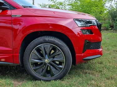 Skoda Karoq 2023: la gallery del nuovo crossover compatto 14