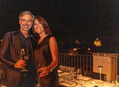 Beppe Convertini compie gli anni e festeggia con gli amici più cari 7