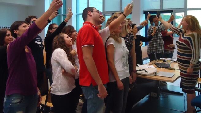 Teramo, all'università parte il primo corso dedicato ai selfie