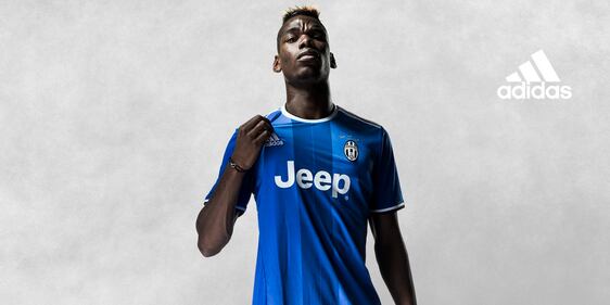 La Juventus torna in campo col blu 2