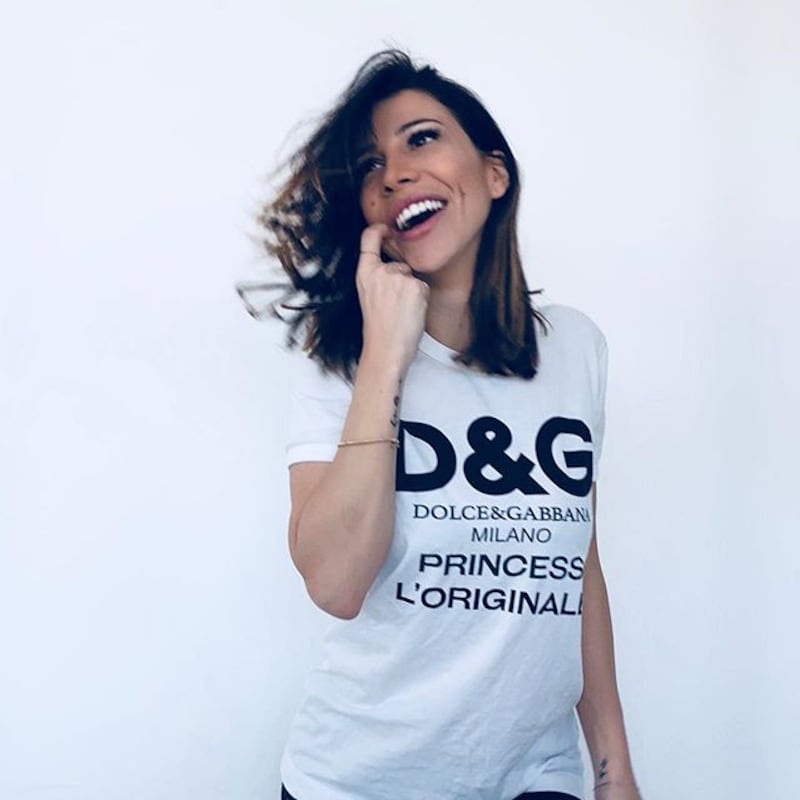 Lady D'Ambrosio strega i suoi fan su Instagram: gli scatti di Enza De Cristofaro 2