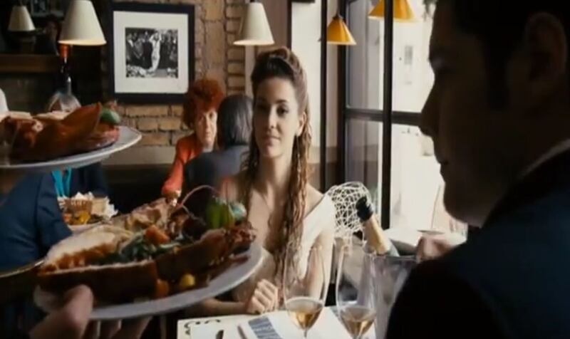 Valeria Fedeli nel film "Un giorno speciale" 5