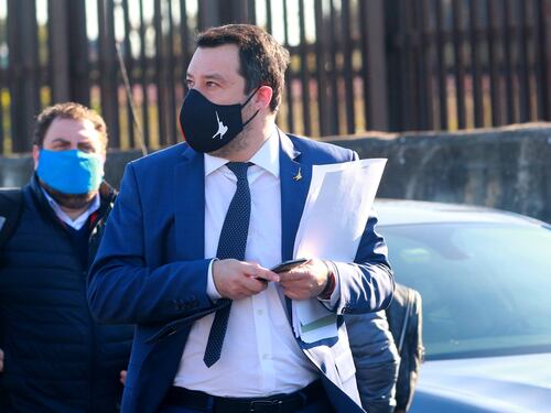 Salvini chiede la testa di Arcuri: "Via il commissrio e piano vaccinale"