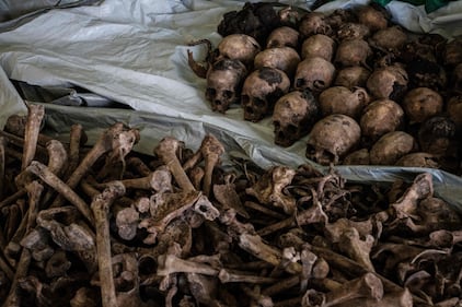 Ruanda, i giorni del genocidio nell'orrore delle fosse comuni 5
