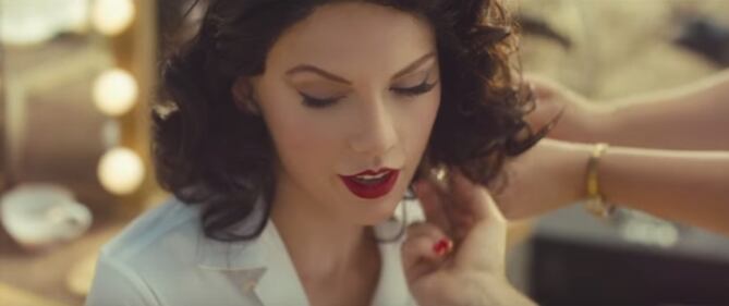 Taylor Swift sexy e selvaggia in Africa, ma è polemica 20