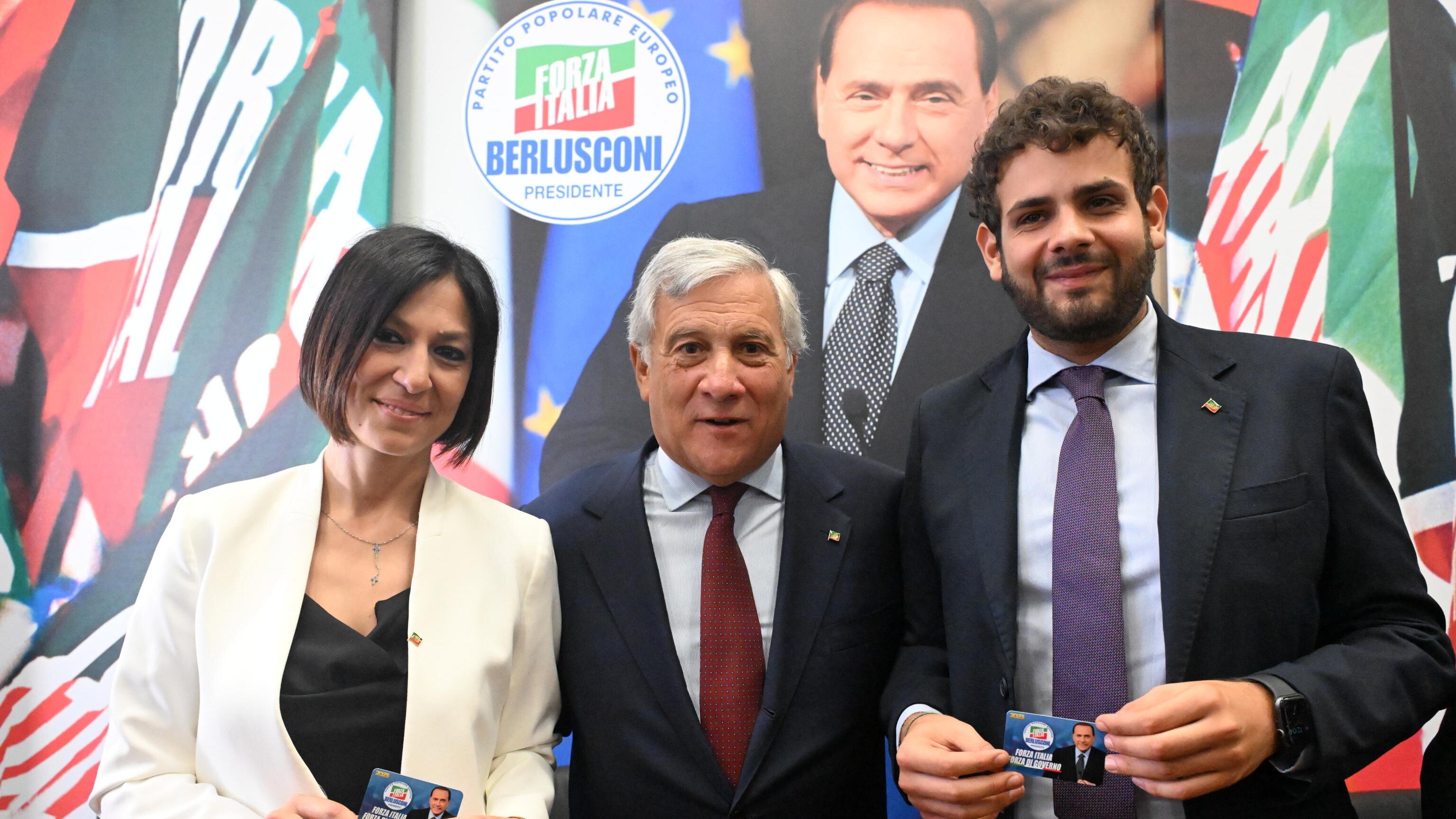 Tajani apre Forza Italia a centristi e delusi Pd