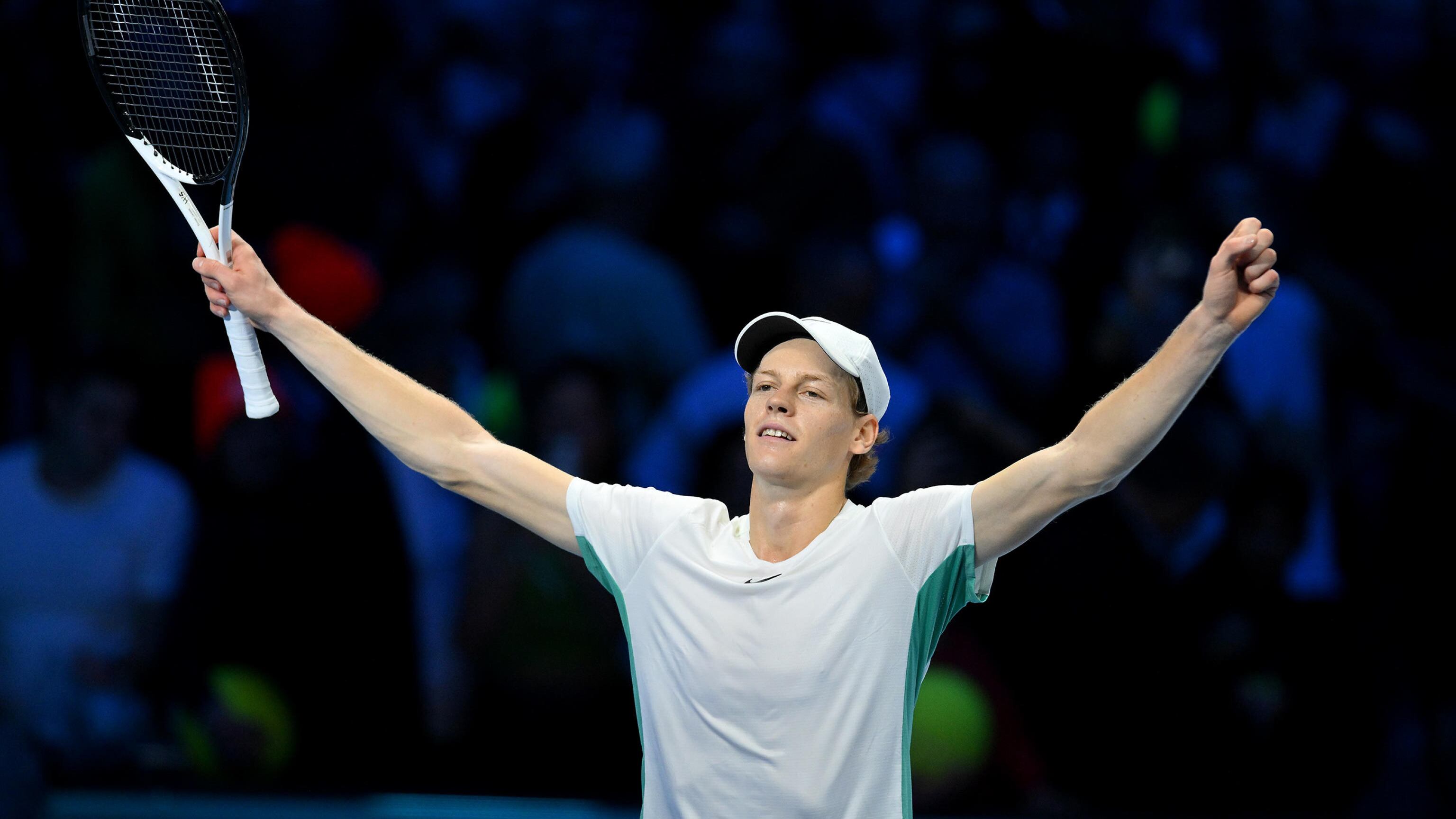 Atp Finals, Sinner domina Medvedev, vince in tre set ed è in finale!