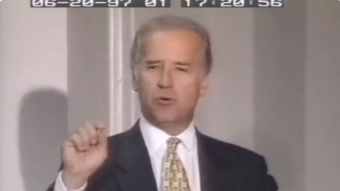Profezia Biden sull'espansione Nato, Putin trolla gli occidentali e Orban: quindi, oggi...