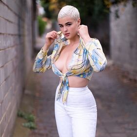 "Non chiamatemi curvy, io sono una modella" 14