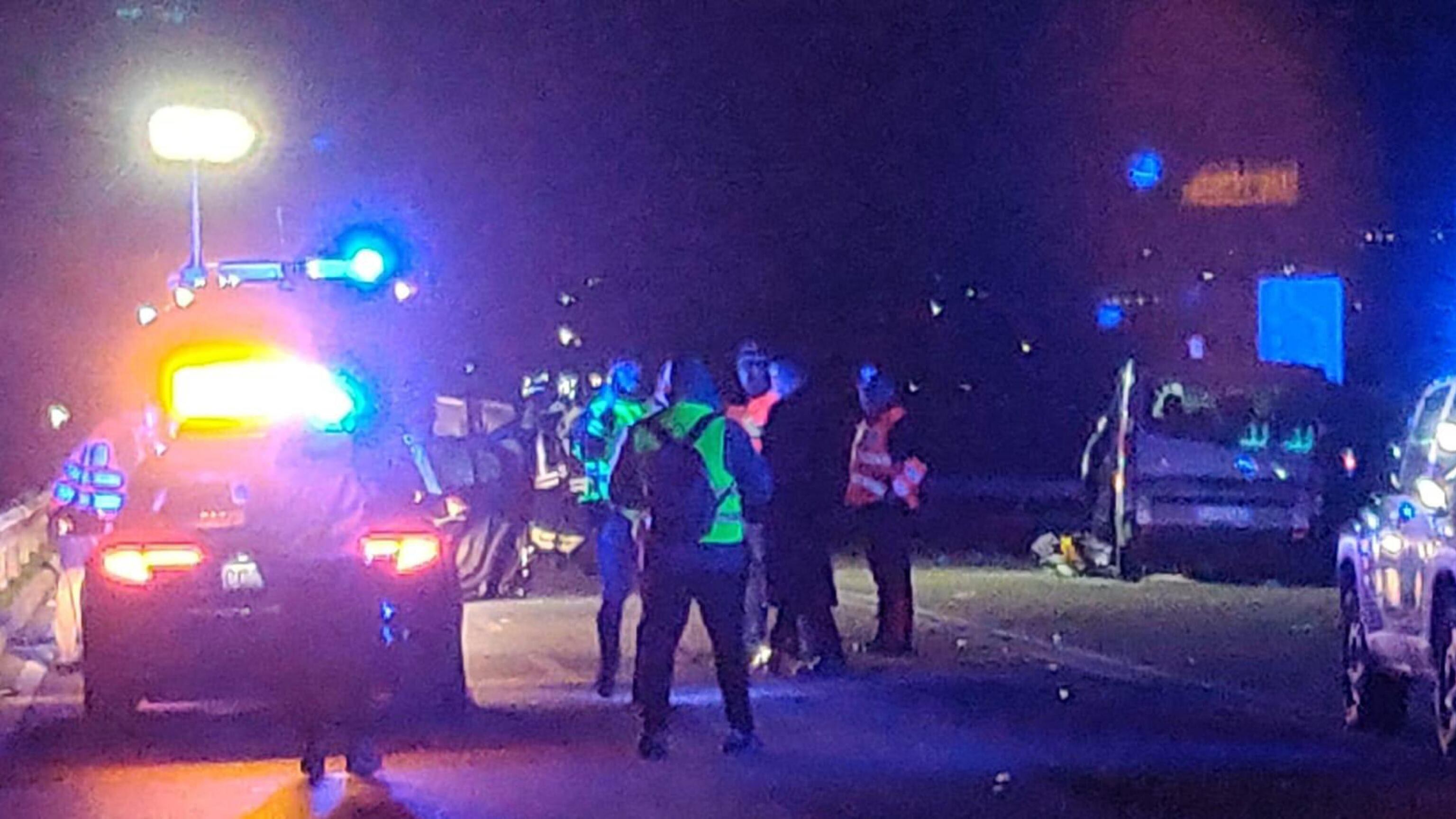 Sangue sulla Taranto-Bari, quattro vittime a causa di uno scontro frontale fra veicoli