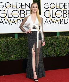 Sophie Turner, le foto sexy 16